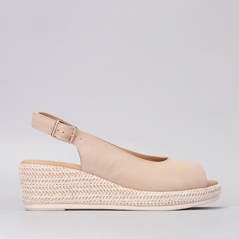 Petunia - Beige