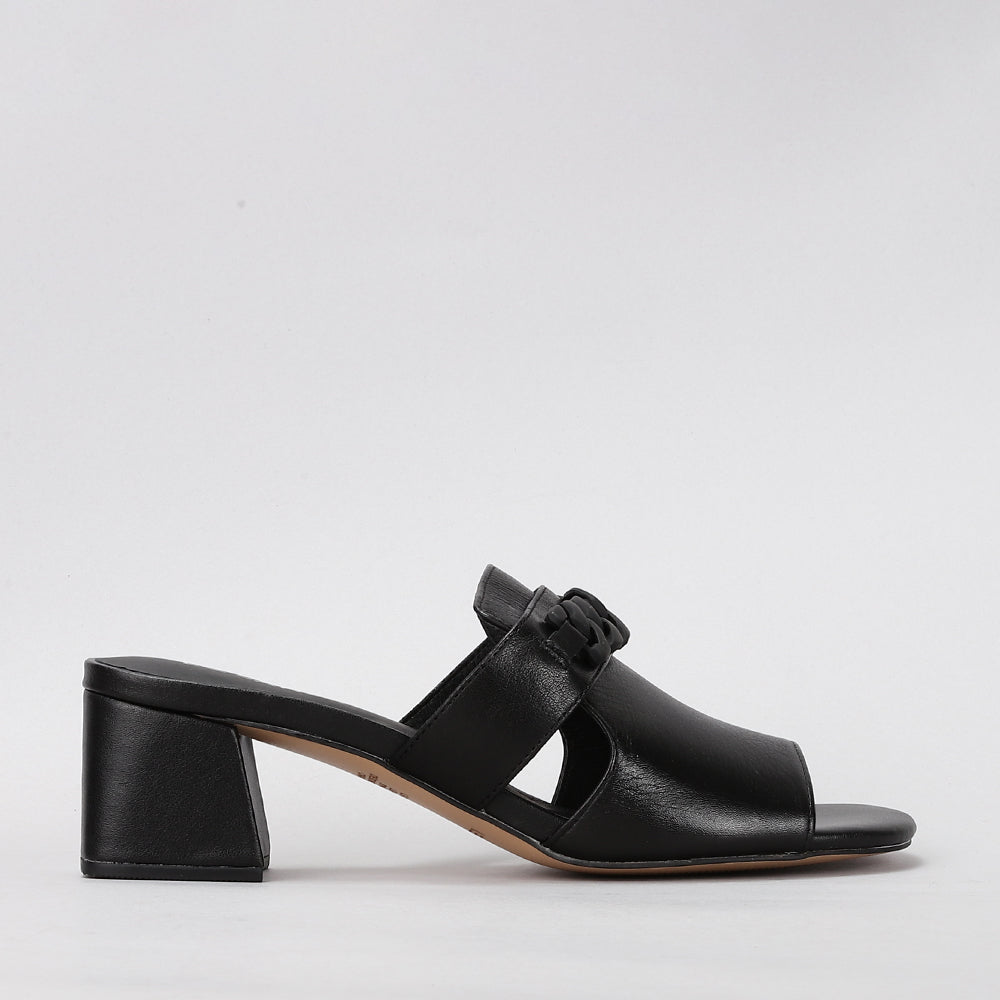 Grail - Black