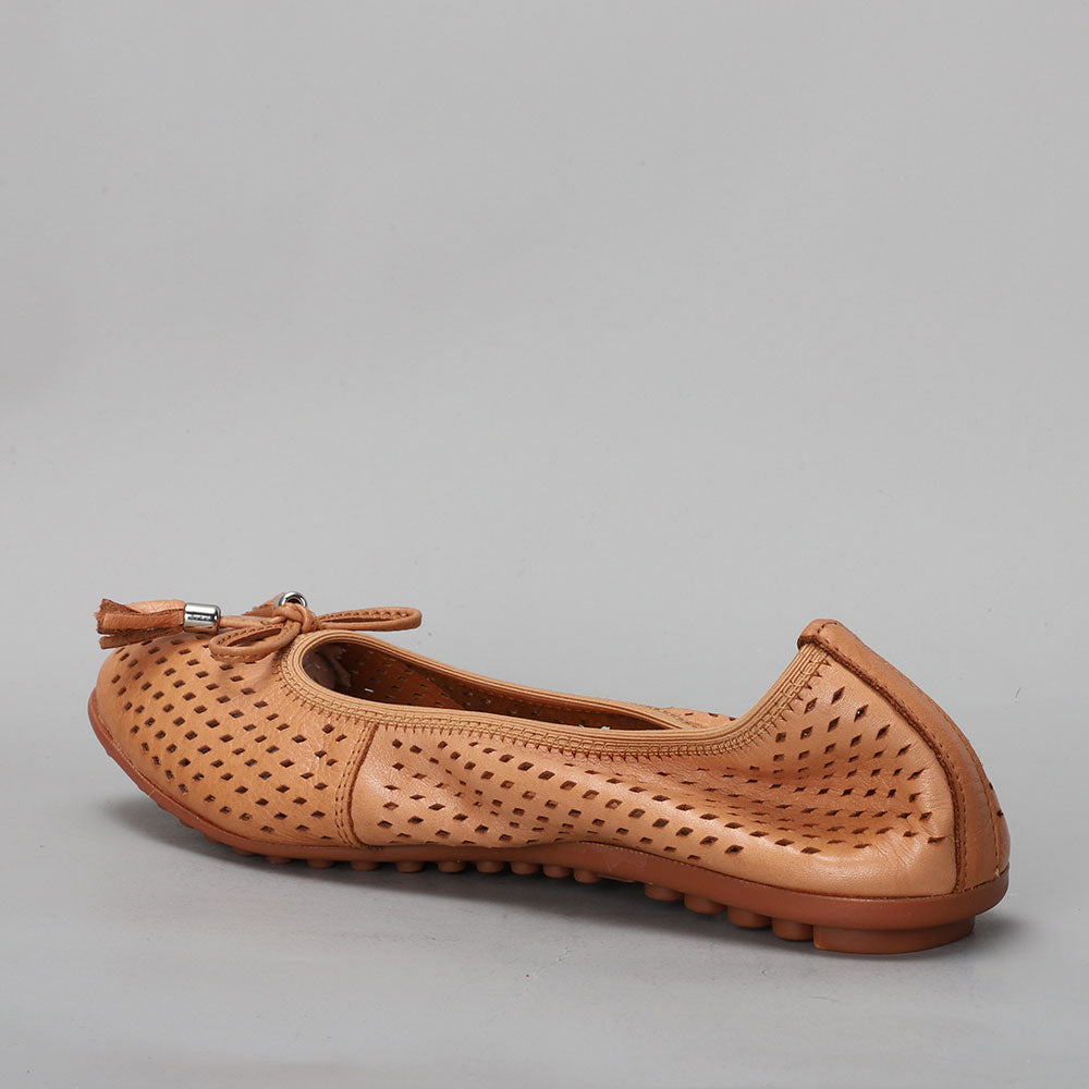 Buxom - Tan - LE SANSA