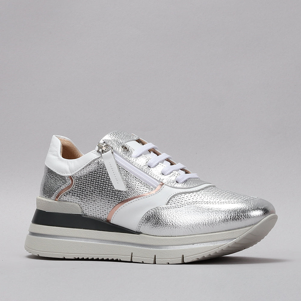 Adelyn - White/Silver