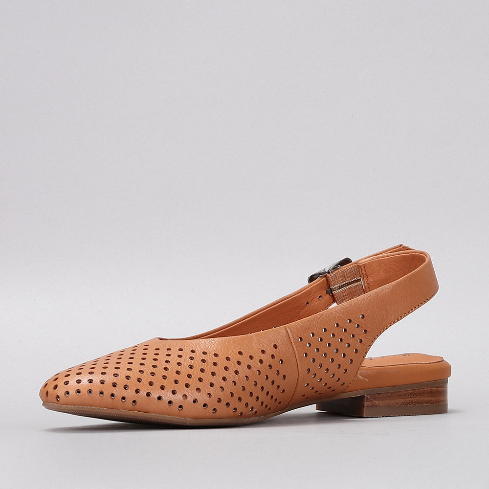 Zander - Tan - Naked Arches