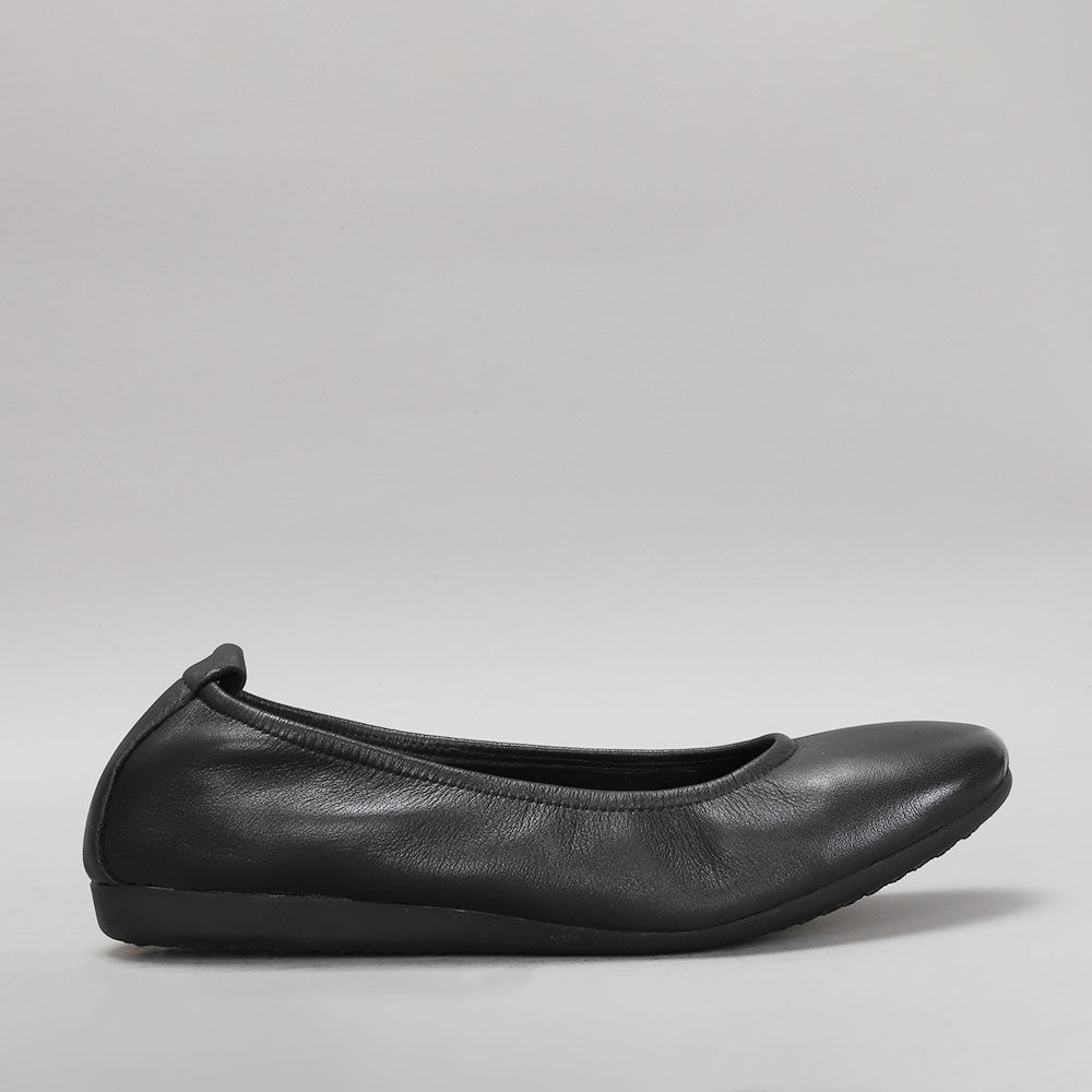 Barbie - Black/Black Sole - LE SANSA