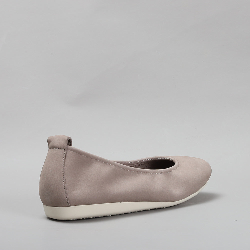 Barbie - Taupe Nubuck - LE SANSA