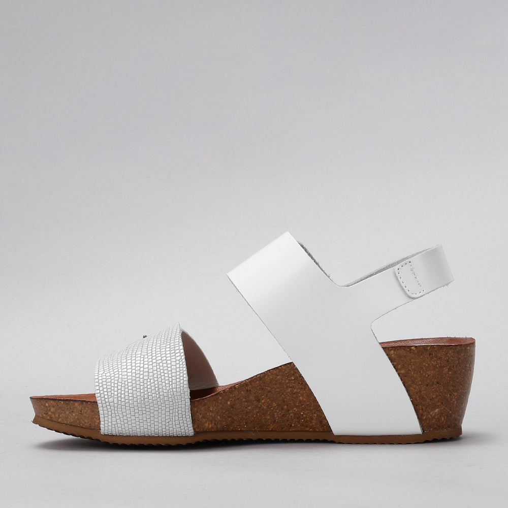 Cape - White