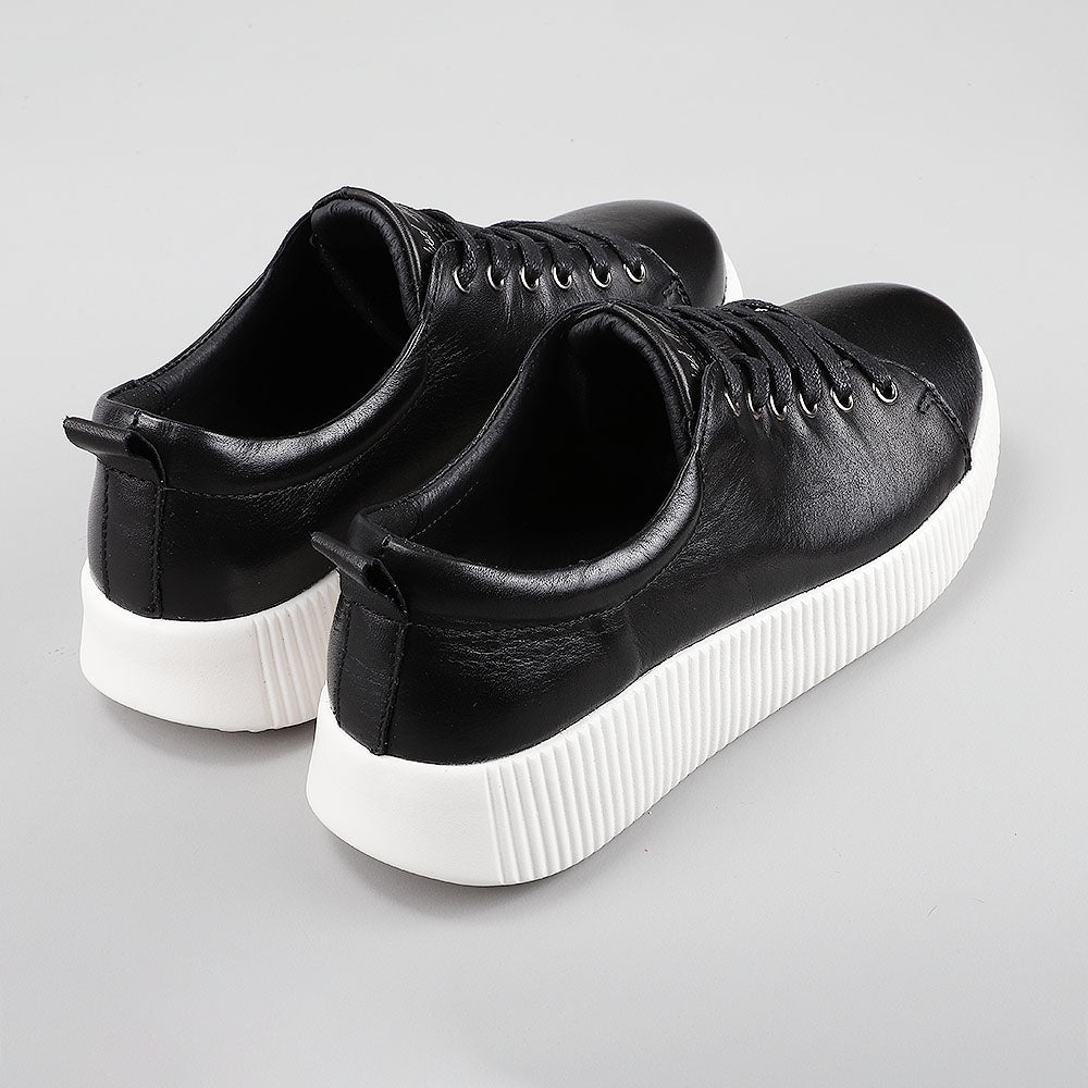 Claranta - Black - Naked Arches