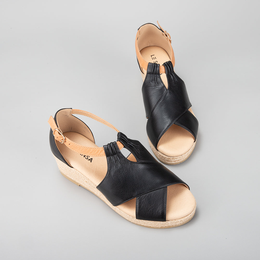 Pernia - Black