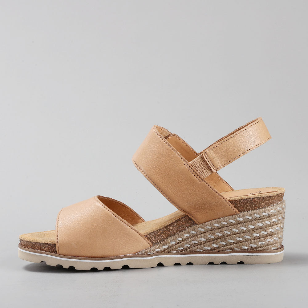 Evita - Scissors - LE SANSA