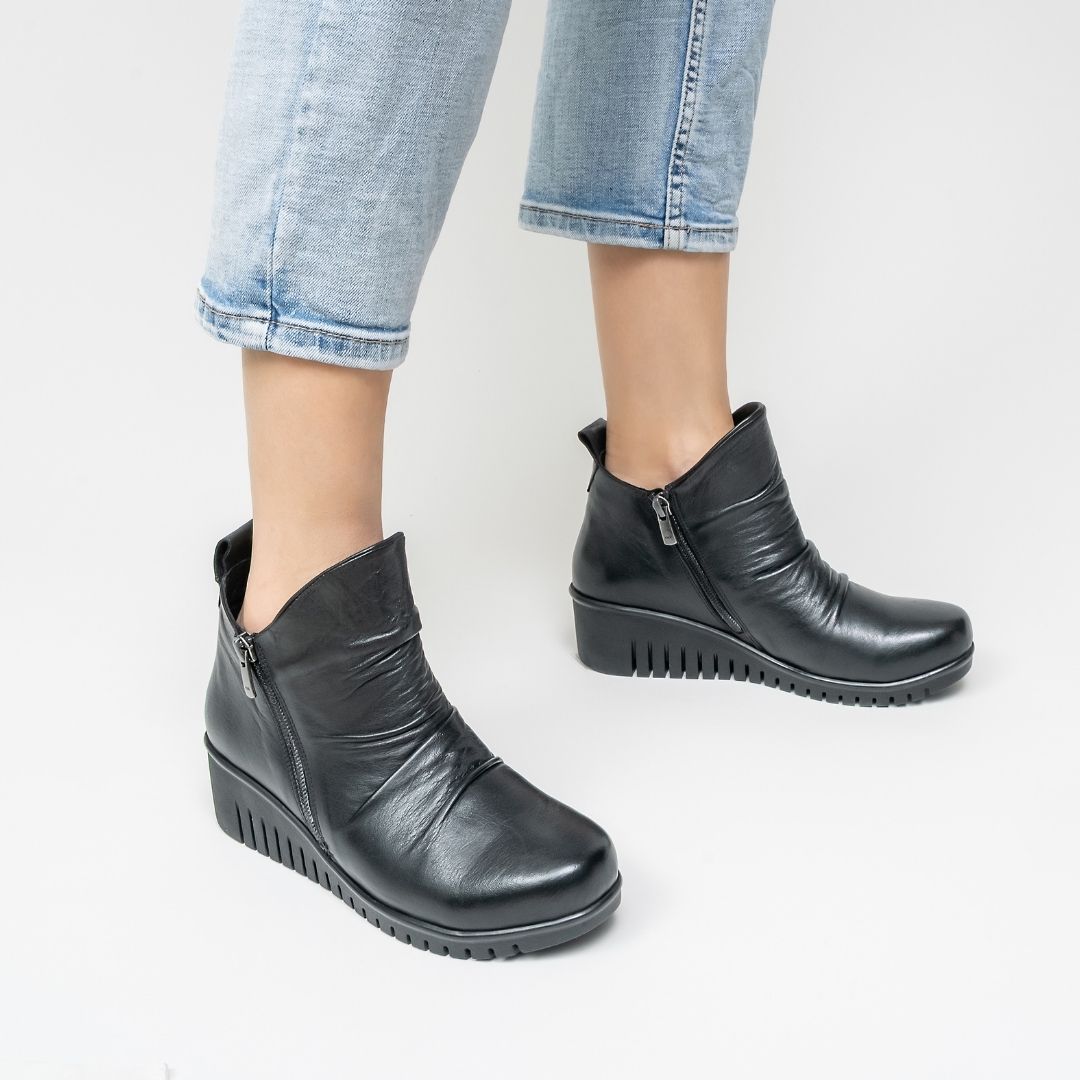 Modabella - Black - LE SANSA