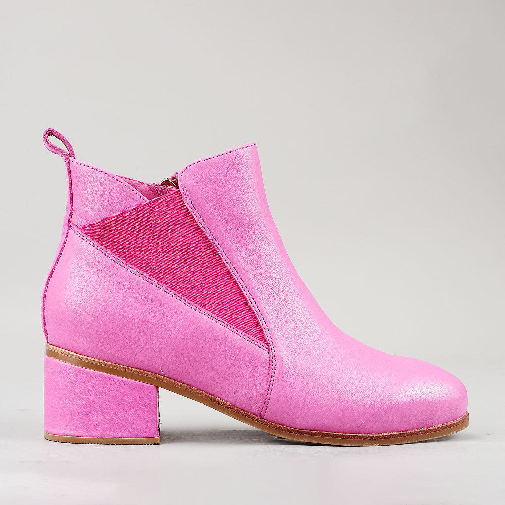 Oxara - Hot Pink - Naked Arches