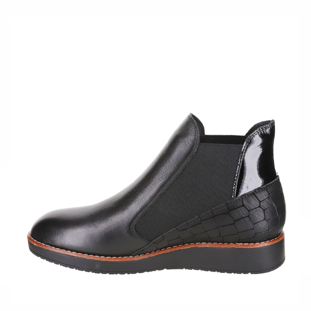 RALLY - Black Croc Patent - LE SANSA