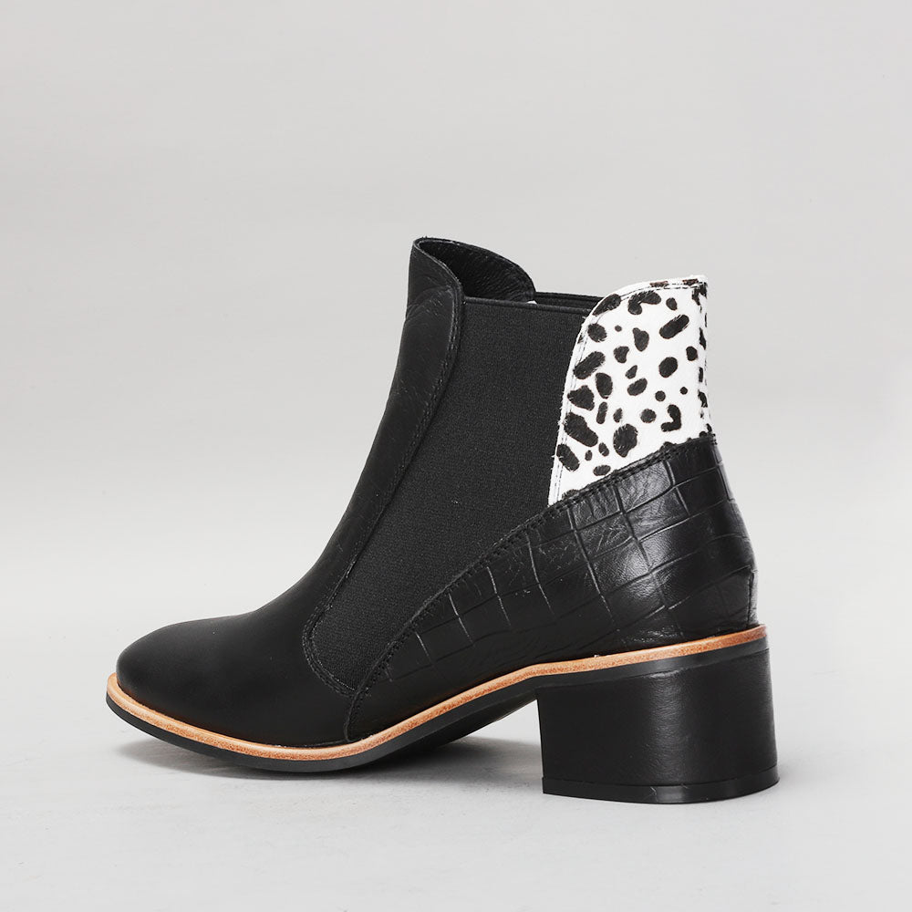 Refresh - Black Croc/Snow Pony - LE SANSA