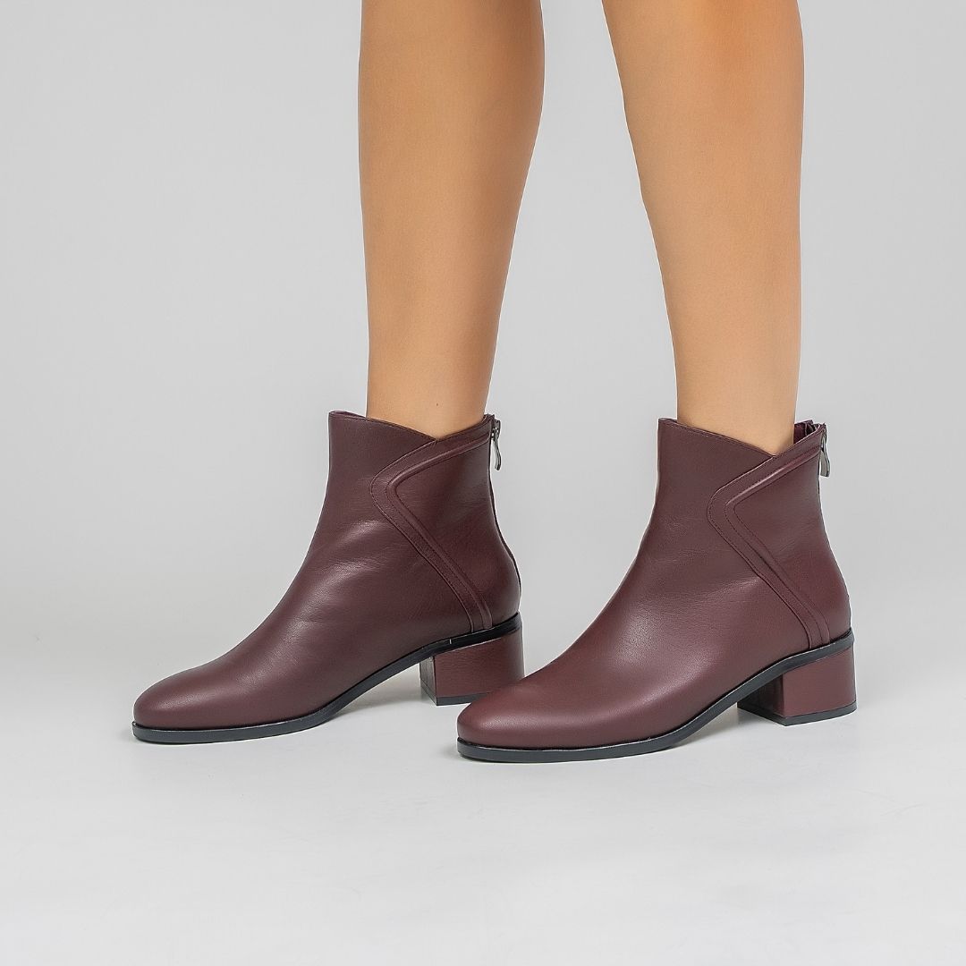 Revelle - Burgundy - Le Sansa