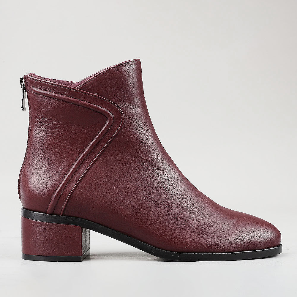 Revelle - Burgundy - Le Sansa