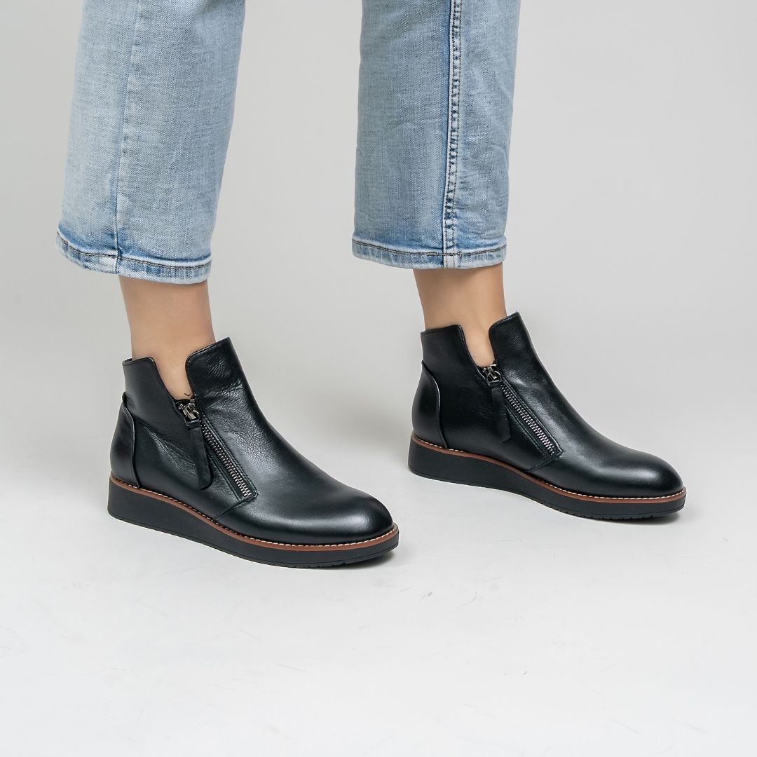 ロザンナ RONNIE - Black/Black Sole