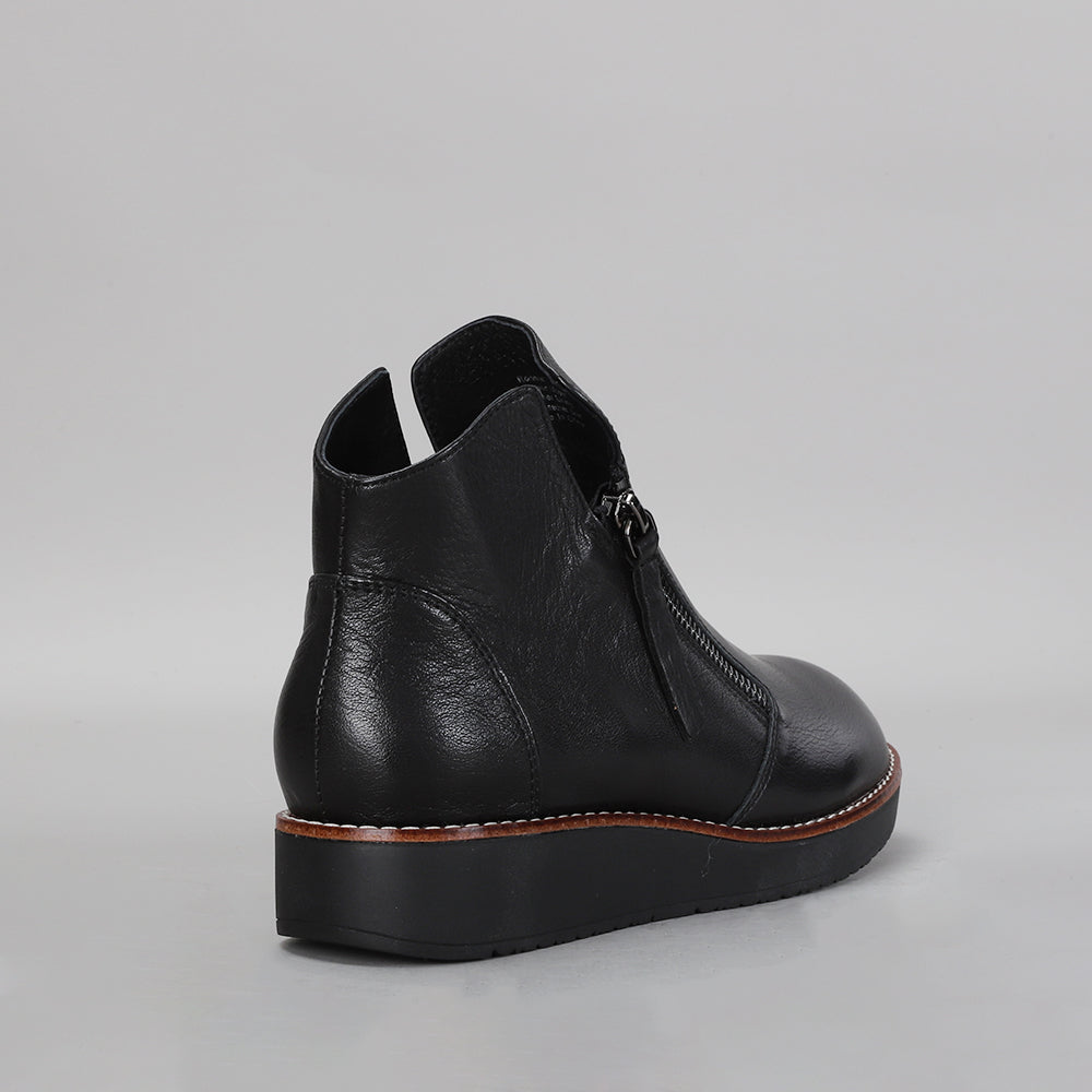 RONNIE - Black/Black Sole - LE SANSA