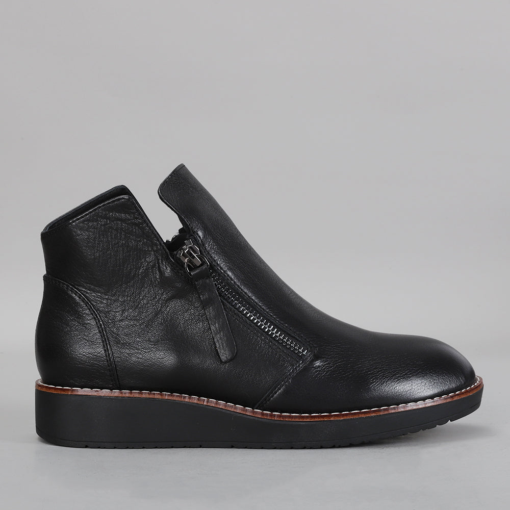 RONNIE - Black/Black Sole - LE SANSA