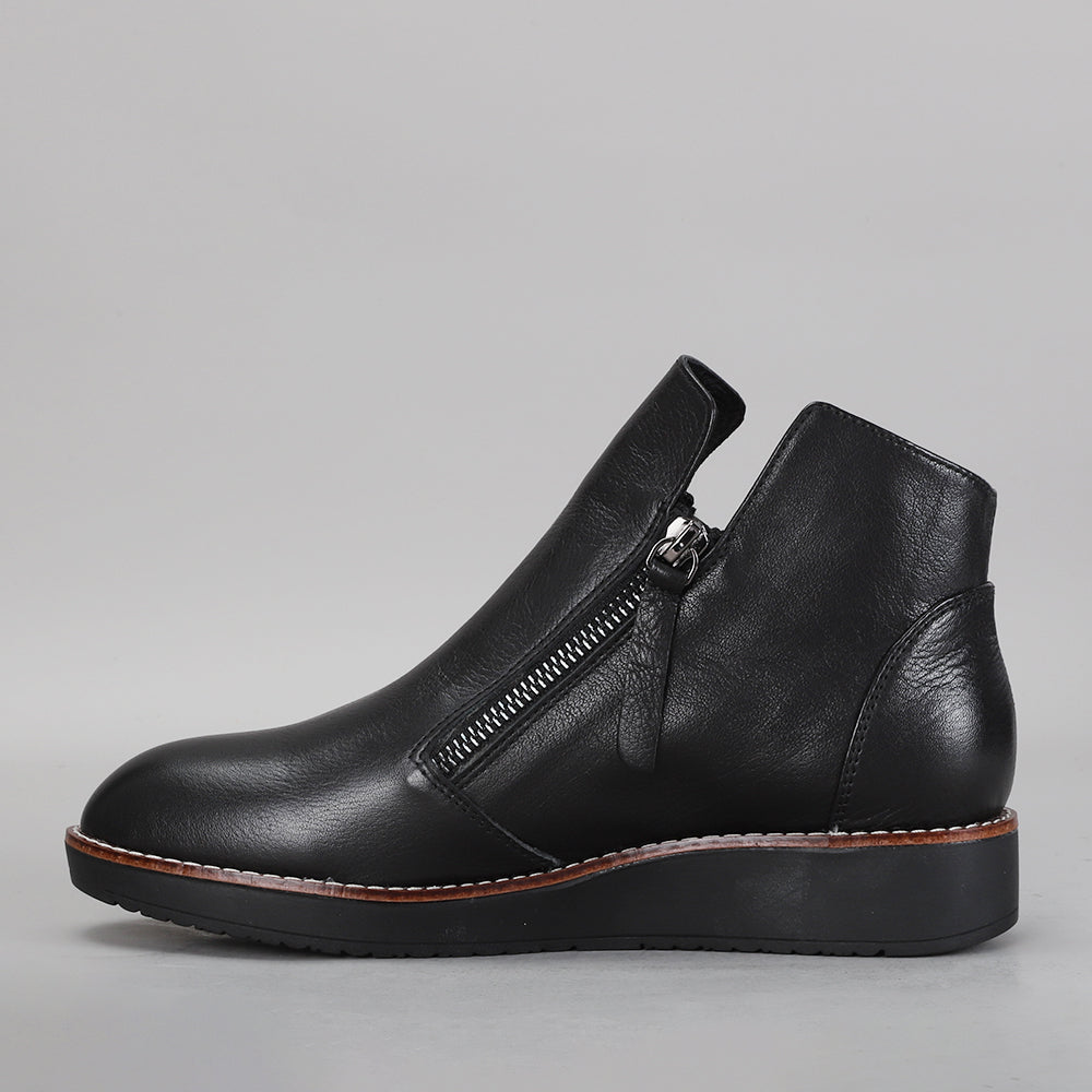 RONNIE - Black/Black Sole - LE SANSA