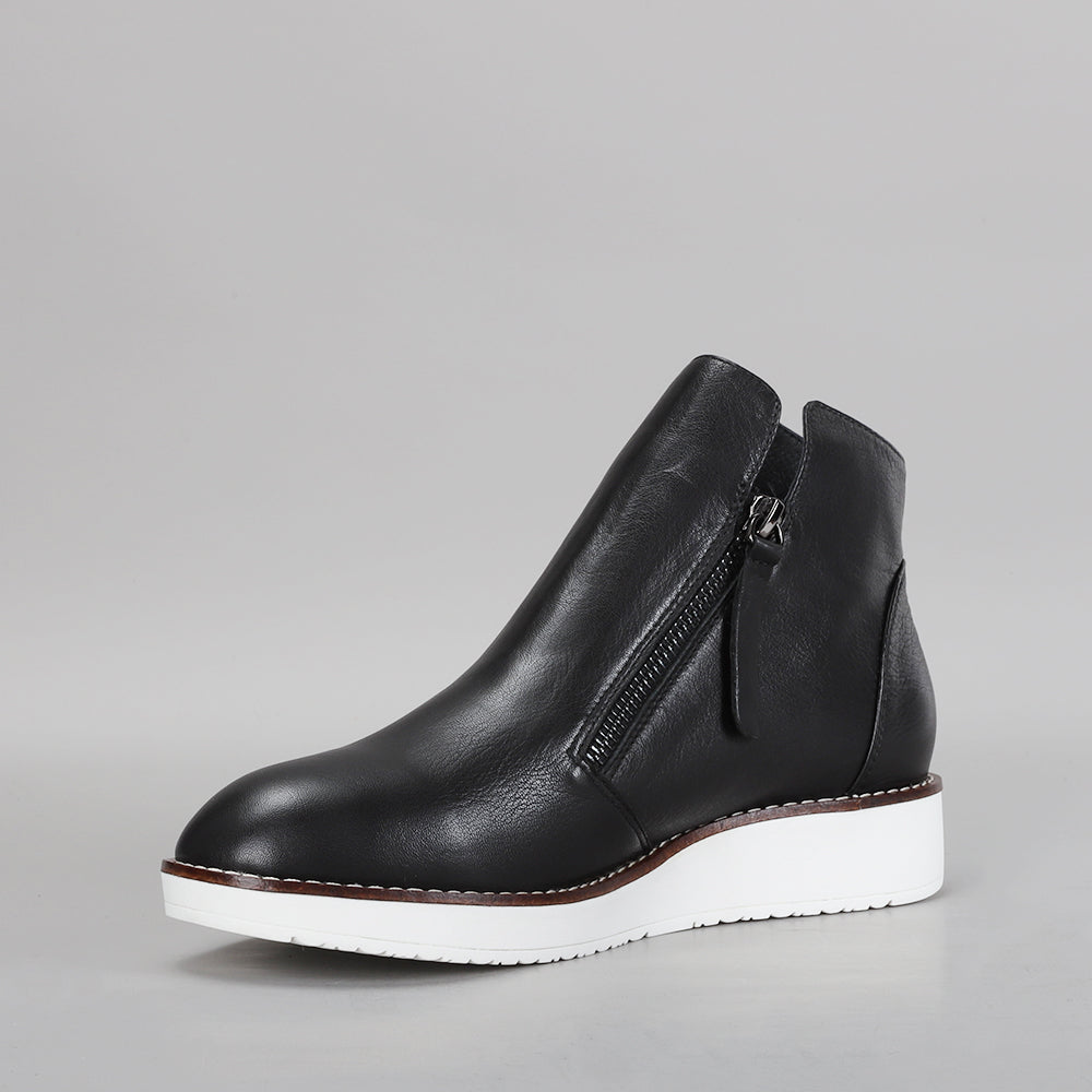 RONNIE - Black/White Sole - LE SANSA