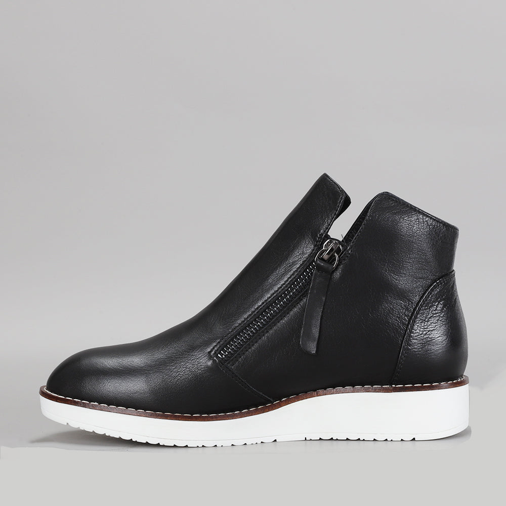 RONNIE - Black/White Sole - LE SANSA