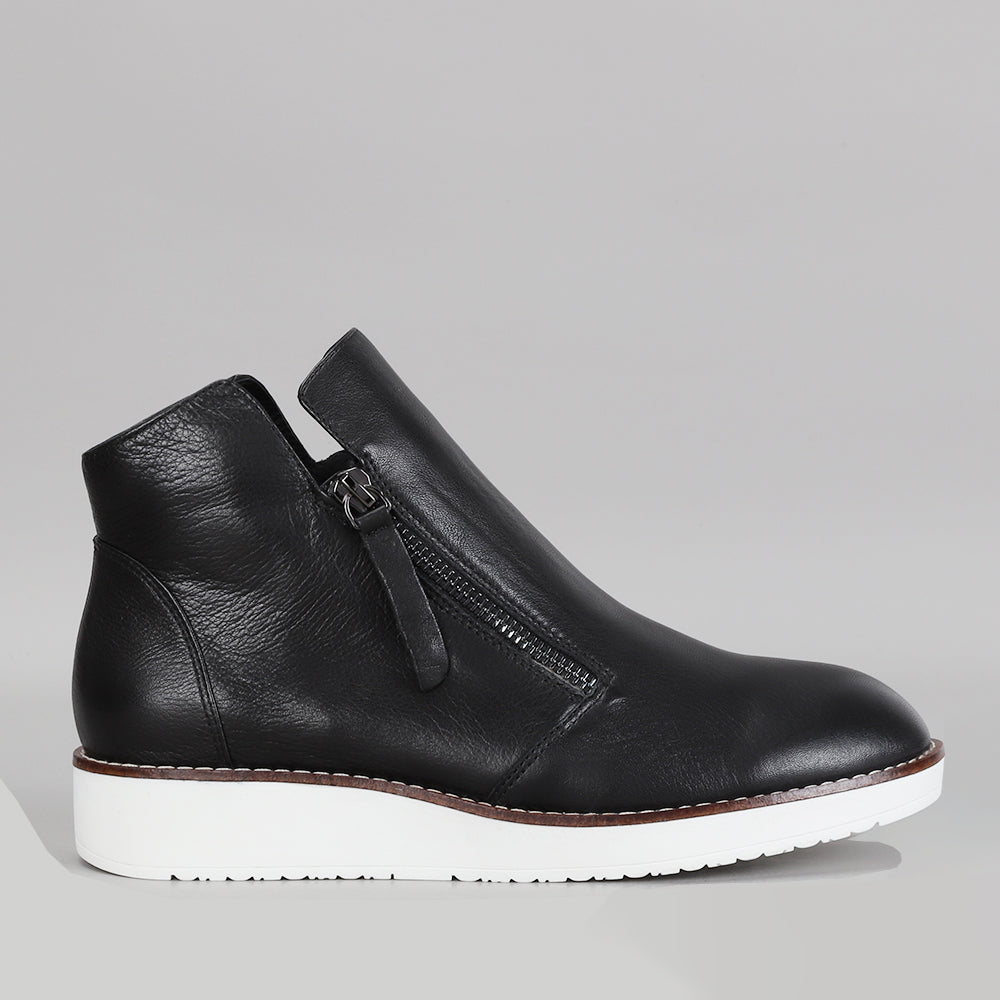 RONNIE - Black/White Sole - LE SANSA