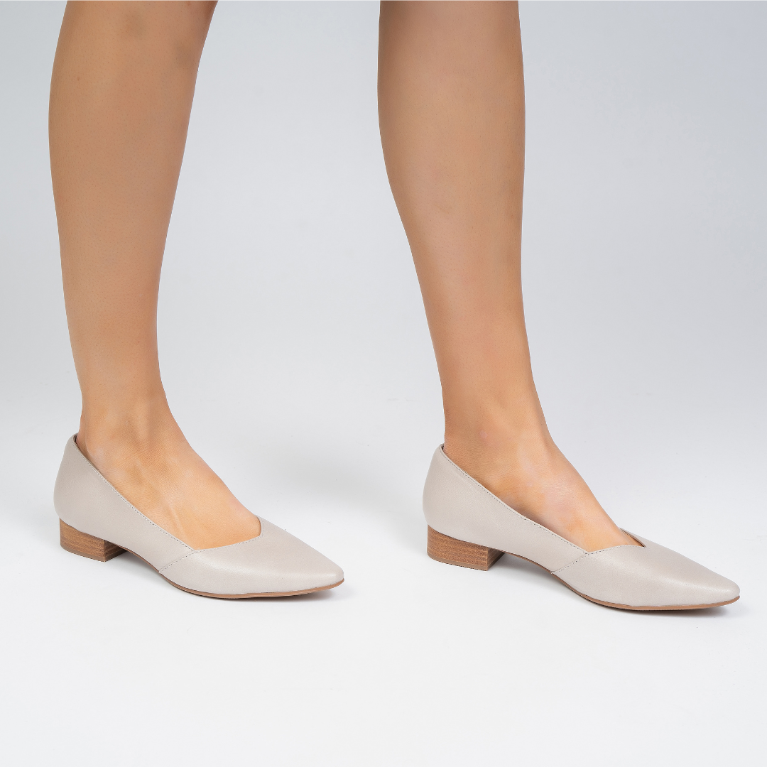 BALLY - SILVER GREY