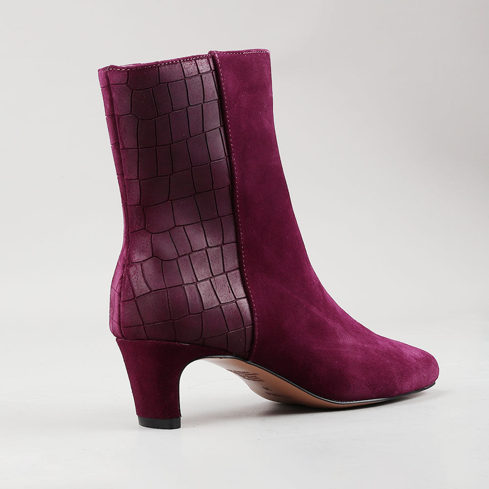Vesper - Burgundy Suede