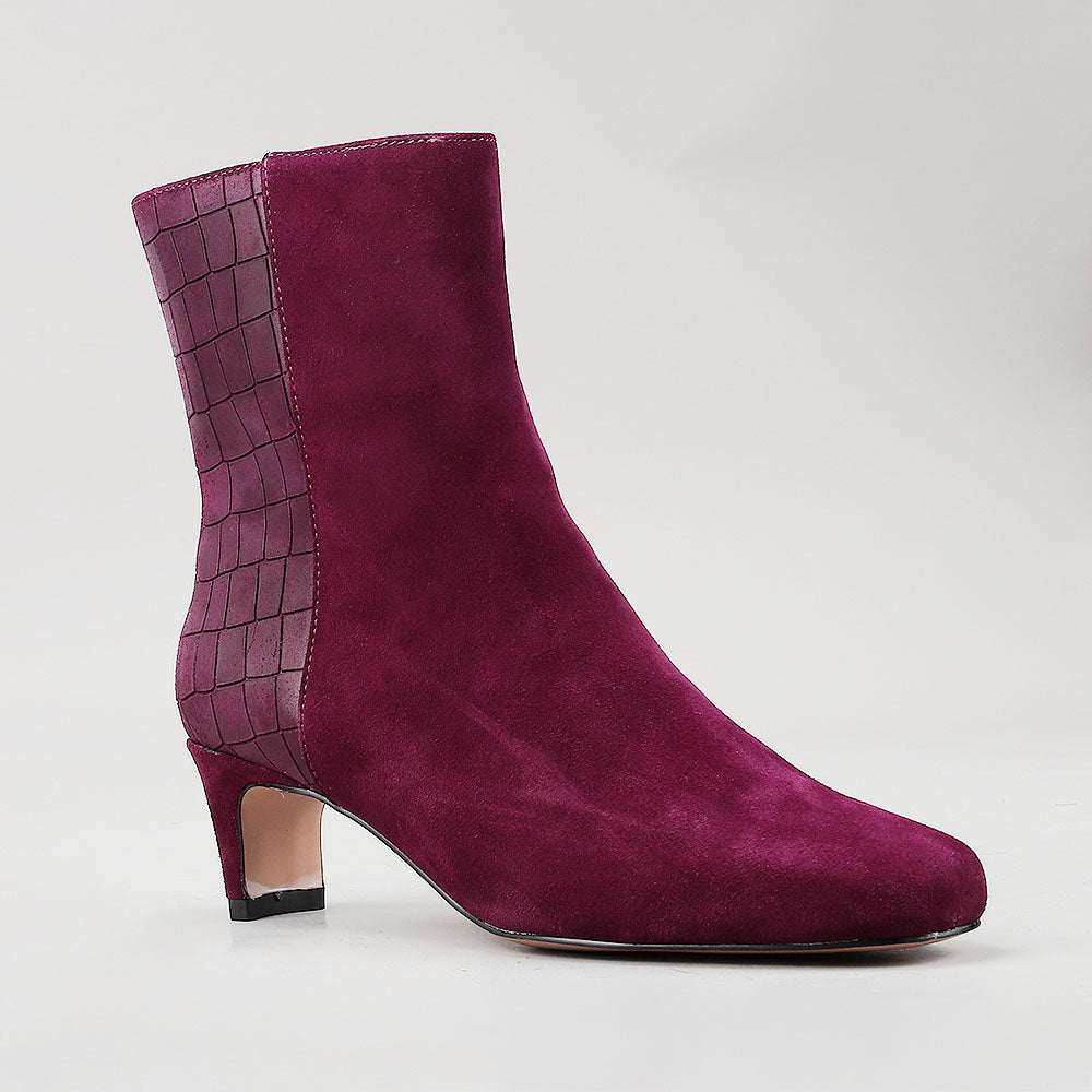 Vesper - Burgundy Suede