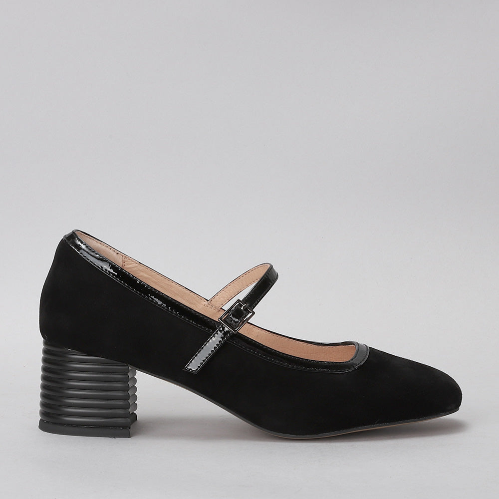 Zafira - Black Suede