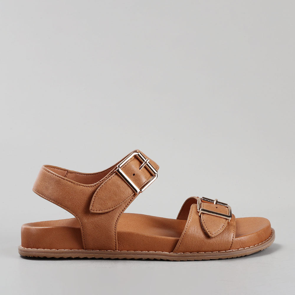 セール中！極希少le nouveau néerlandais sans pein Le Sansa Women's Ziggro Black Leather Sandals