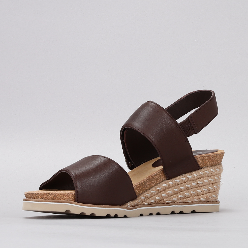Evita - Chocolate